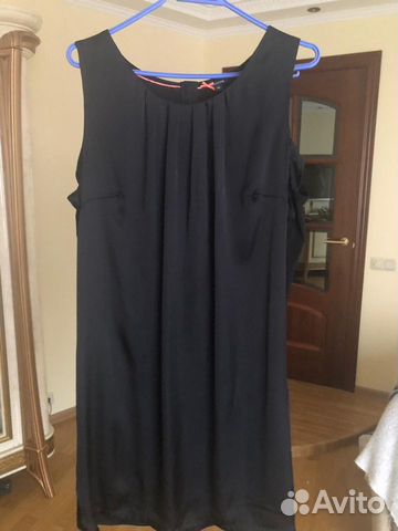 Платье Comma новое Платье Comma новое