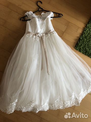 Нарядное платье на девочку Нарядное платье на девочку