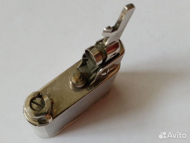 Старинная бензиновая зажигалка Zunder 1000 Старинная бензиновая зажигалка Zunder 1000