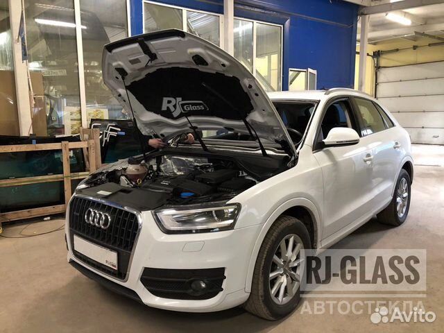 Лобовое стекло Audi Q3 Ауди ку3