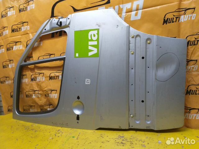 Дверь передняя правая Mercedes Sprinter W906