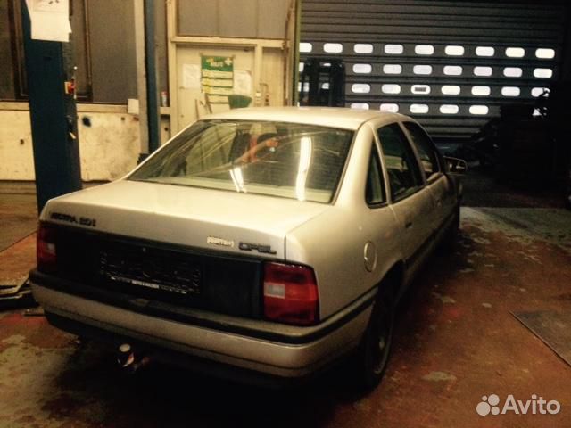 Разбор на запчасти Opel Vectra A 1988-1995