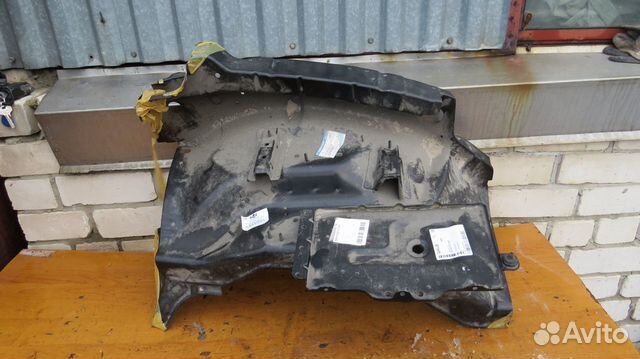 Брызговик левый Ssang Yong Actyon Sports