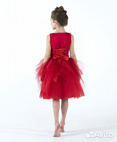 Нарядное платье для девочки, цвет красный Нарядное платье для девочки, цвет красный