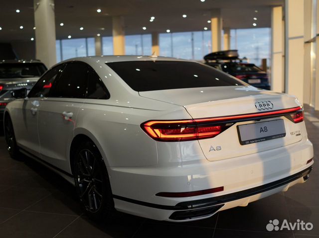 Audi A8 4.0 AT, 2019