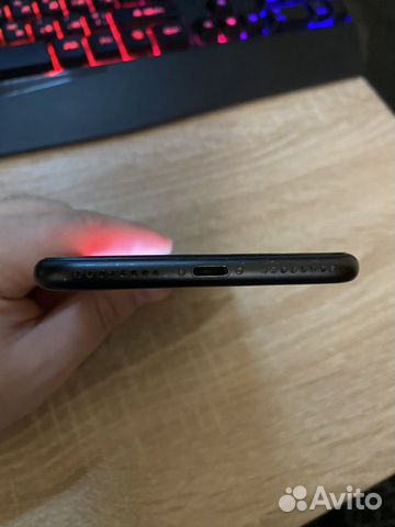 Телефон iPhone 7 Plus 32 Телефон iPhone 7 Plus 32