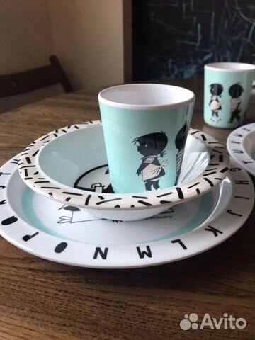 Детский набор посуды с персонажами Детский набор посуды с персонажами