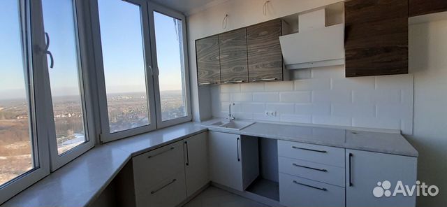2-к квартира, 87 м², 14/17 эт.