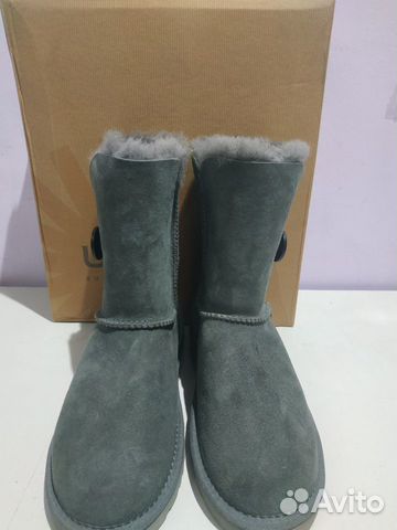 UGG Bailey Button Угги с одной пуговкой серые UGG Bailey Button Угги с одной пуговкой серые