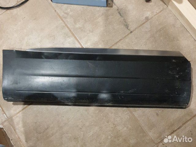 Накладка двери Volkswagen Tiguan задняя правая Накладка двери Volkswagen Tiguan задняя правая