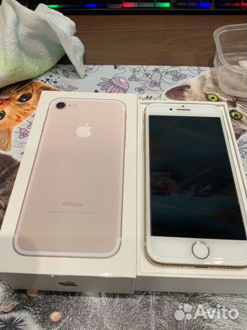 iPhone 7 128gb gold