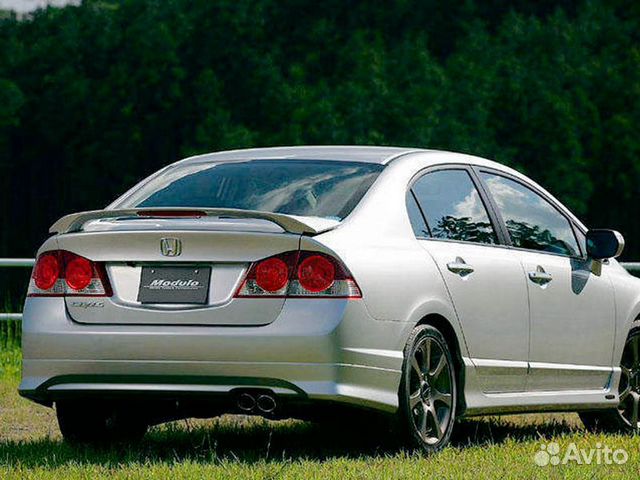 Спойлер Modulo с стоп-сигналом Honda Civic 4D Спойлер Modulo с стоп-сигналом Honda Civic 4D