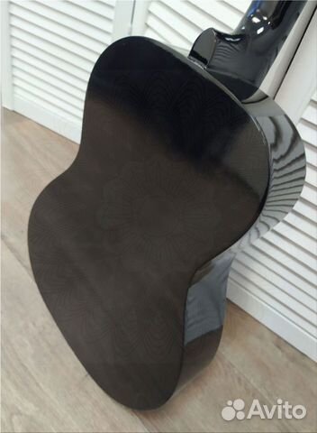 Гитара новая