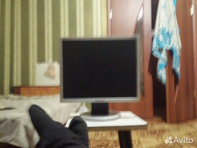 Монитор SAMSUNG