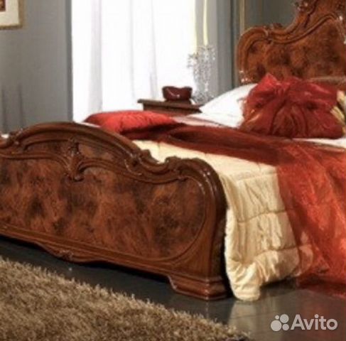 Кровать двуспальная Кровать двуспальная