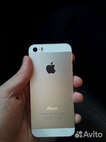 Телефон iPhone