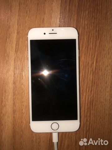 Телефон iPhone