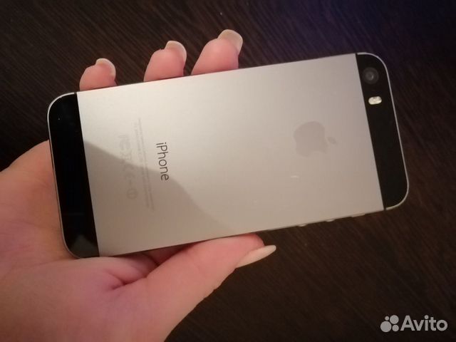 Телефон айфон 5s 16 гб