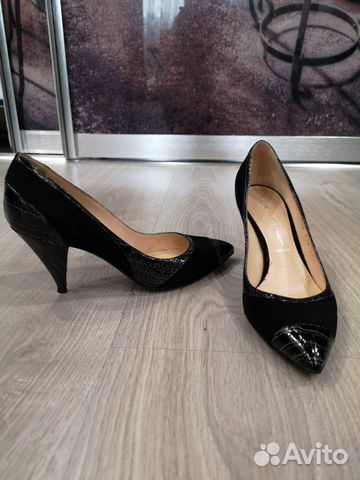 Туфли женские Италия ф. Casadei р.5 1/2 (35-36) Туфли женские Италия ф. Casadei р.5 1/2 (35-36)
