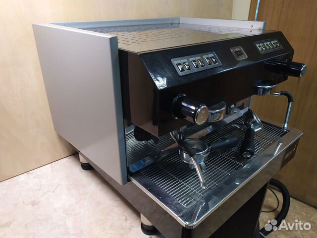 Кофемашина профессиональная sara 2-гр Кофемашина профессиональная sara 2-гр