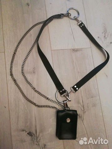 Крутая кепка и портупея от Dior
