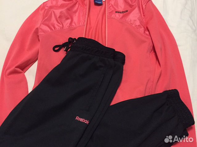 Костюм спортивный Reebok. 40-42 р