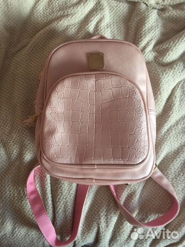 Новый женский рюкзак Новый женский рюкзак