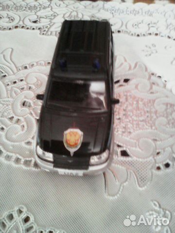 Продаю коллекционные машинки