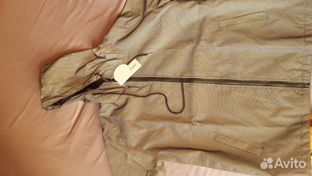 Ветровка из светоотражающей ткани Ветровка из светоотражающей ткани