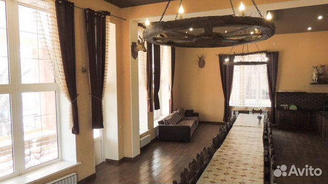 

10-к. и более коттедж, 400 м²