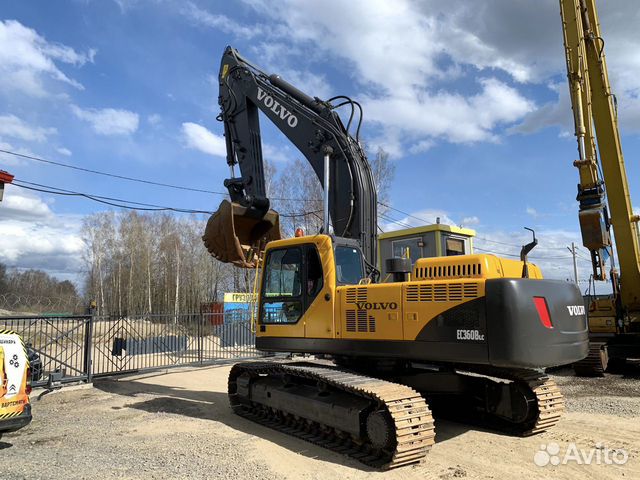 Гусеничный экскаватор Volvo EC360 Гусеничный экскаватор Volvo EC360