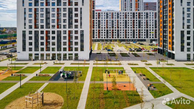 2-к квартира, 52 м², 1/25 эт.