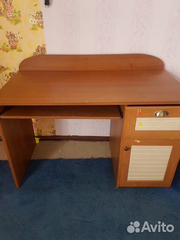 Стол компьютерный