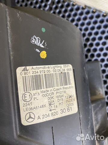 Mercedes W204 фара правая ксенон до рестайлинг Mercedes W204 фара правая ксенон до рестайлинг