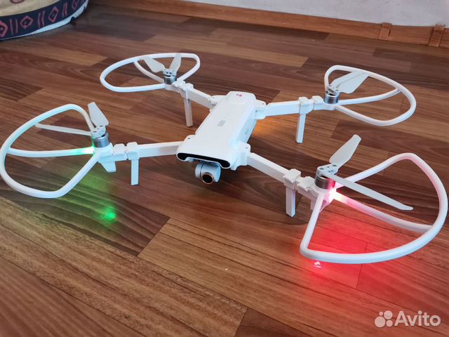 Квадрокоптер Xiaomi Fimi X8 SE Квадрокоптер Xiaomi Fimi X8 SE