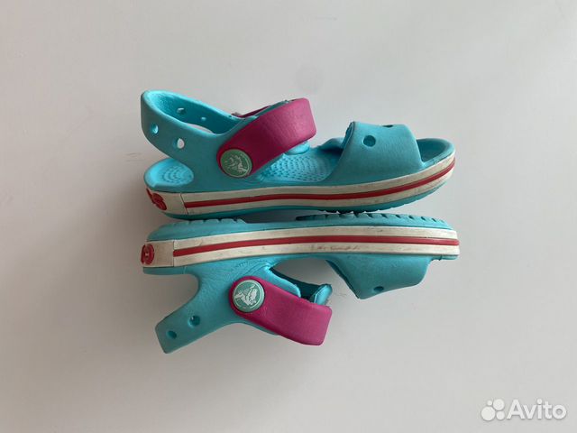 Сандалии Crocs Сандалии Crocs