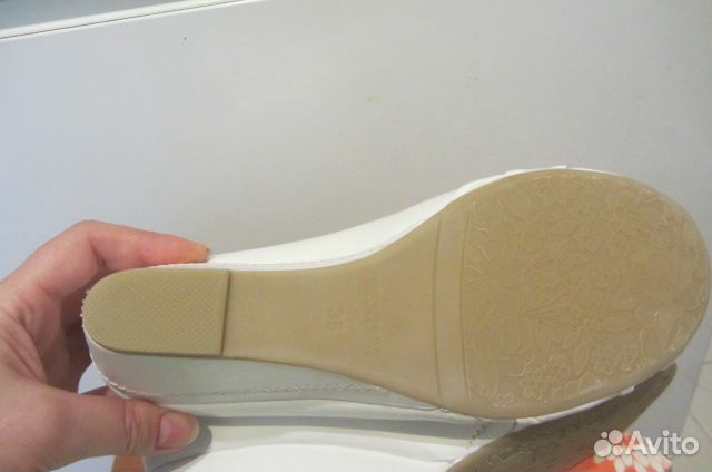 Туфли на танкетке Meniani нат.кожа новые Туфли на танкетке Meniani нат.кожа новые