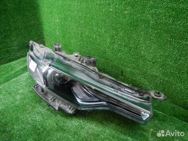 Фара правая Maserati Levante (2016-н.в.) LED M6700