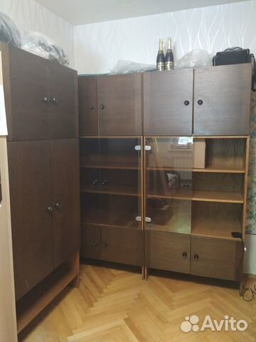 Шкаф, книжные полки, бар бесплатно