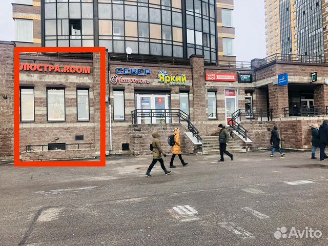 Торговое помещение у метро Парнас, 60 м² Торговое помещение у метро Парнас, 60 м²