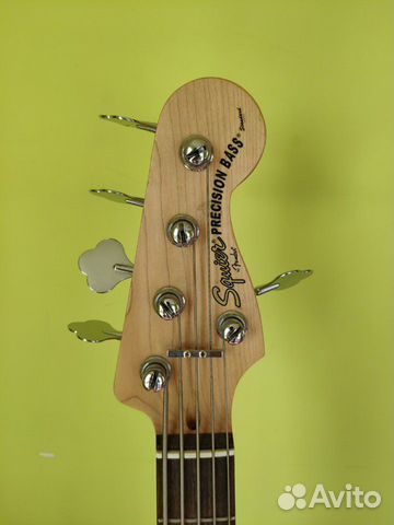 Squier by Fender Precision bass V