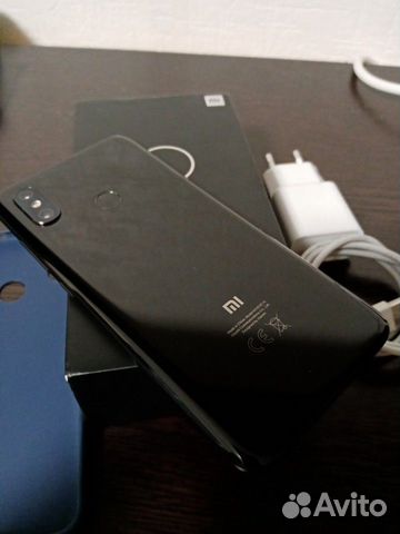 Xiaomi Mi 8 6/128gb Global Version Xiaomi Mi 8 6/128gb Global Version