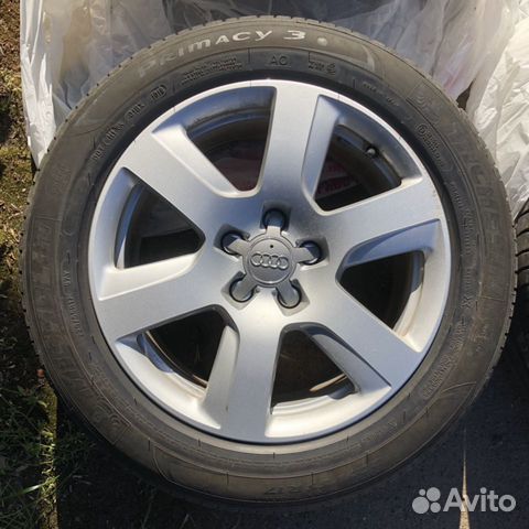 Комплект летних колес Audi R17 оригинальные Комплект летних колес Audi R17 оригинальные
