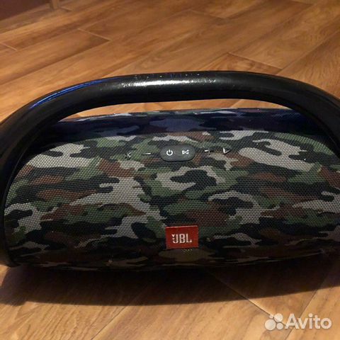 Колонка JBL Boombox Колонка JBL Boombox