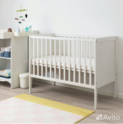 Детская кроватка и комод IKEA