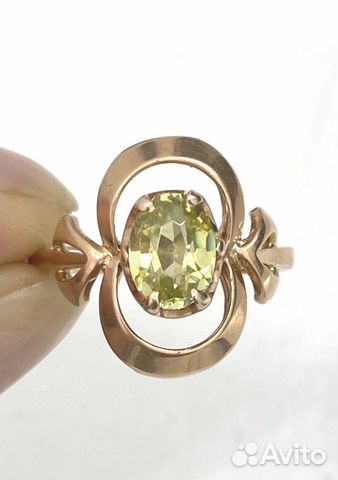 Золотое советское кольцо 583 с корундом р 17,25