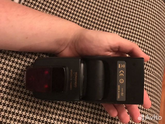 Вспышка YN568EX