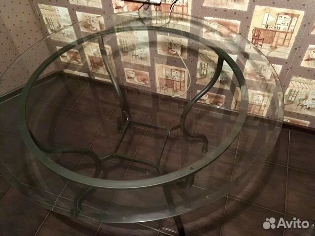 Стол IKEA круглый стеклянный Стол IKEA круглый стеклянный