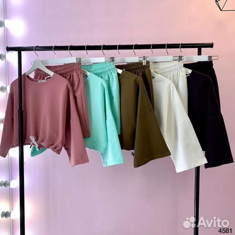 Костюм с шортами Костюм с шортами