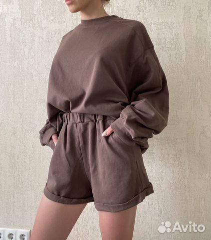 Спортивный костюм Спортивный костюм